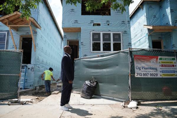 A West Woodlawn native wants to right redlining wrongs with some greenlining — and he’s starting in the neighborhood where he grew up